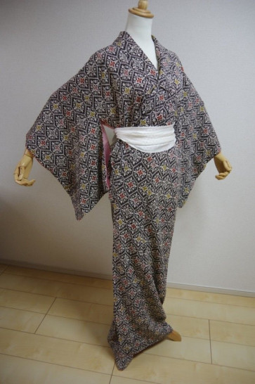 KIMONO DRESS JAPAN VINTAGE TRADITIONAL JAPANESE COSTUME USED KDJM-A0375